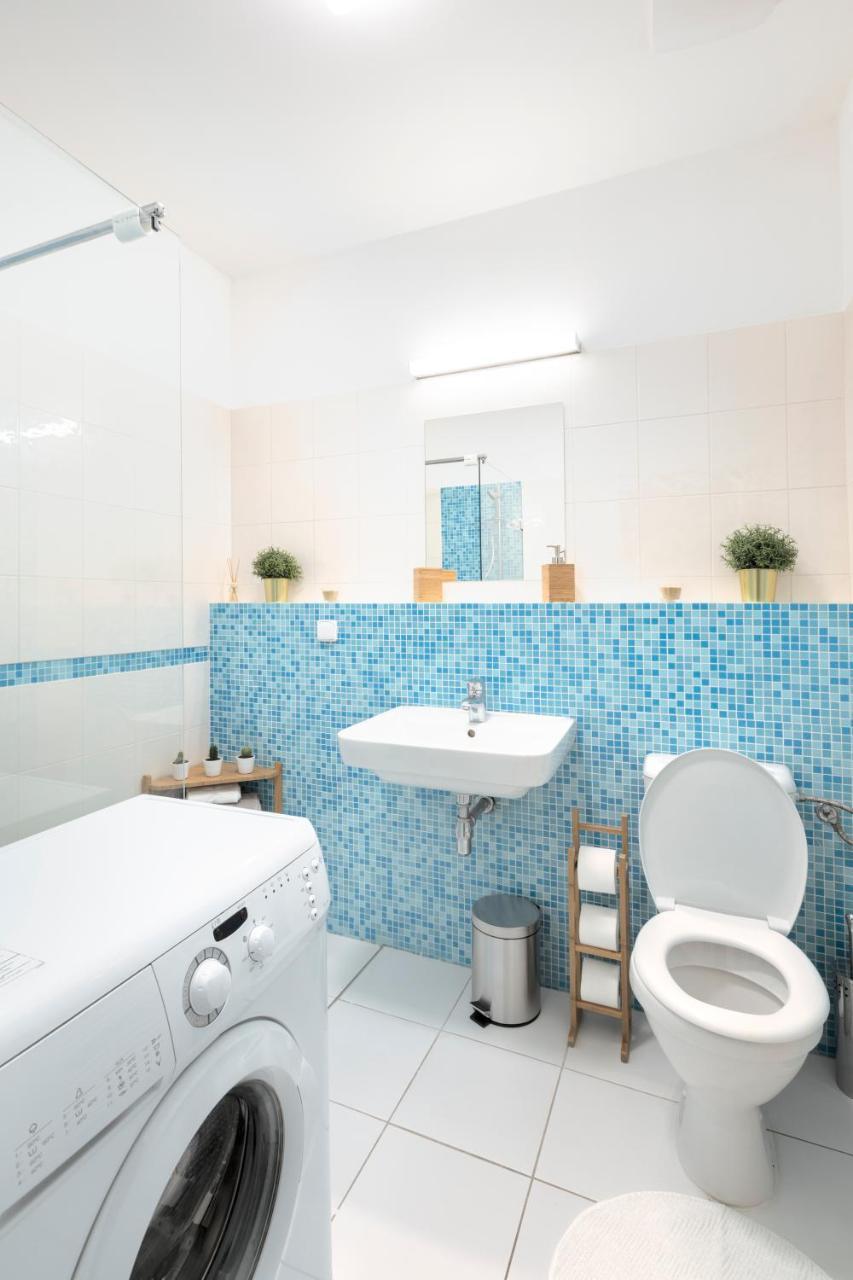 Little Tom Apartments Prague Exterior photo