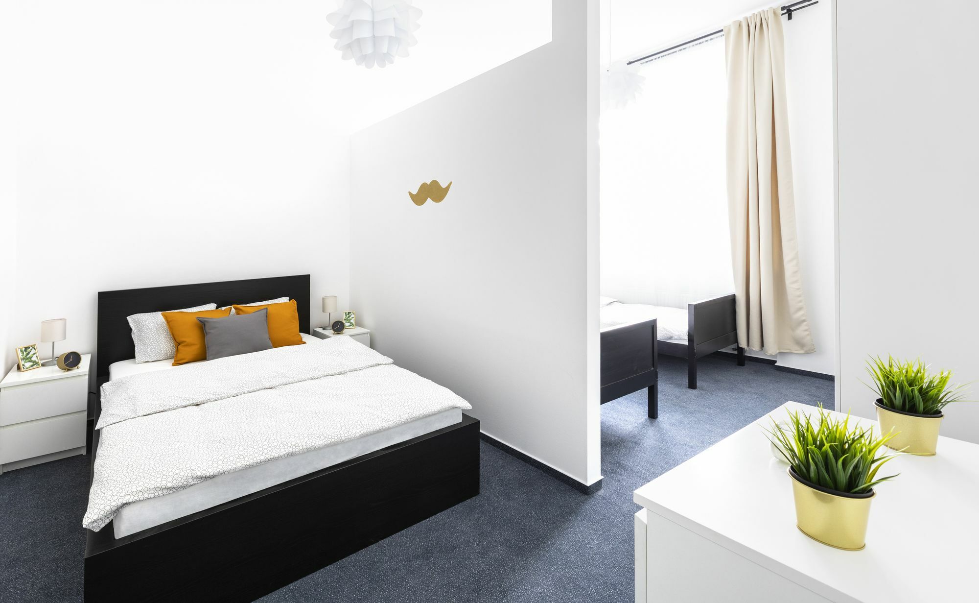 Little Tom Apartments Prague Exterior photo